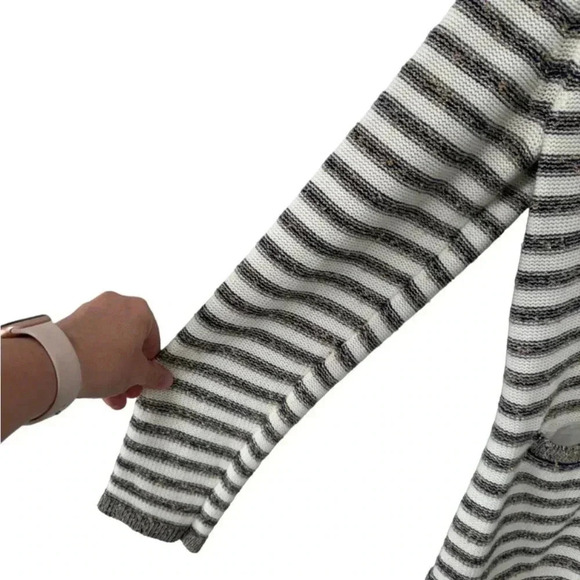 Banana Republic Navy and Gold Cardigan Sweater, Size Large, Gold Buttons - Picture 3 of 8